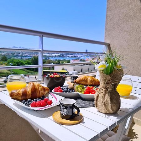 Luxury Apartment Salona Exterior photo