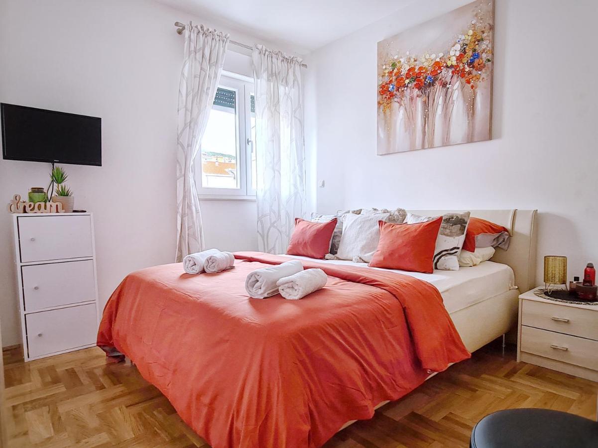 Luxury Apartment Salona Exterior photo