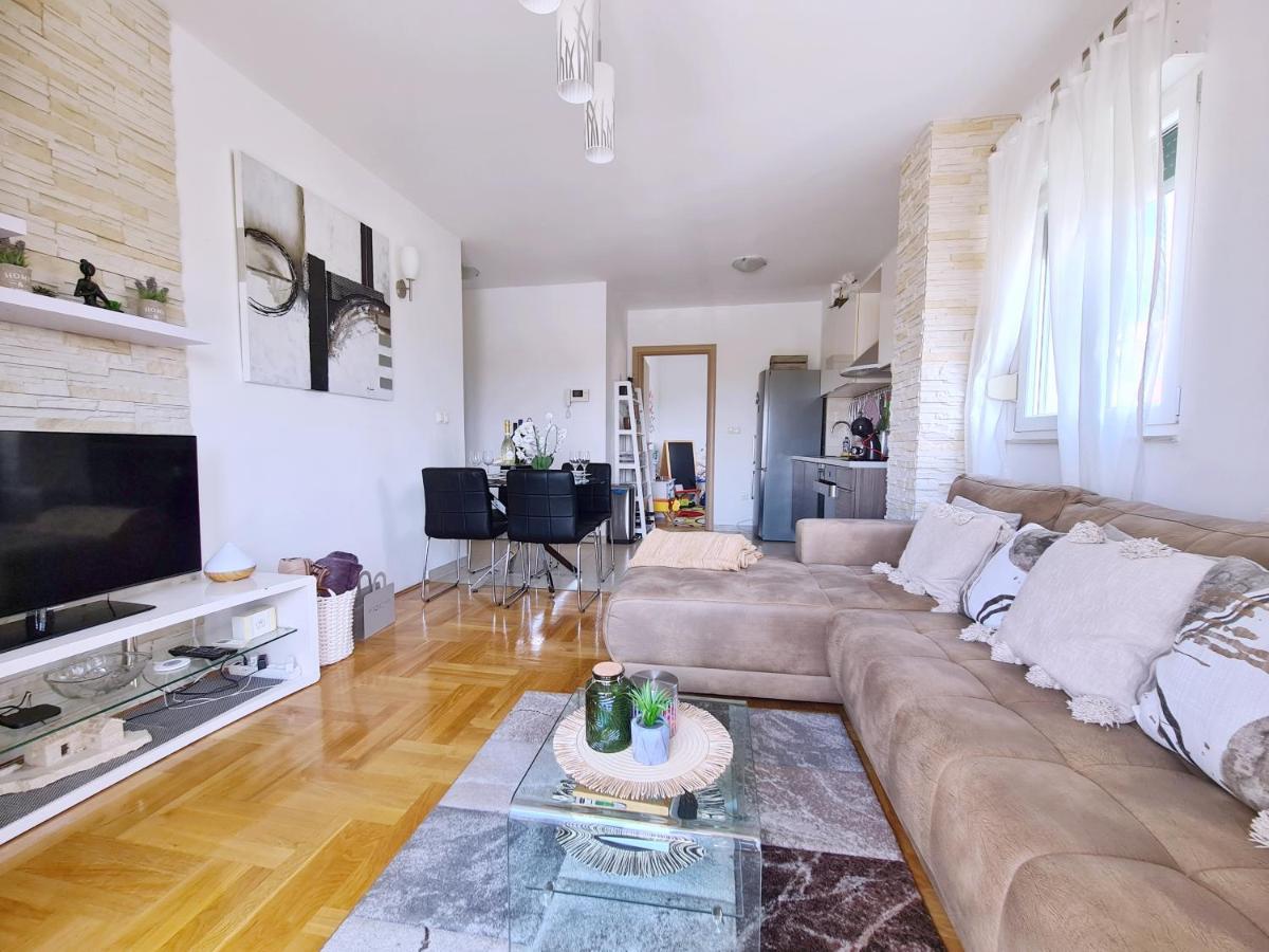 Luxury Apartment Salona Exterior photo