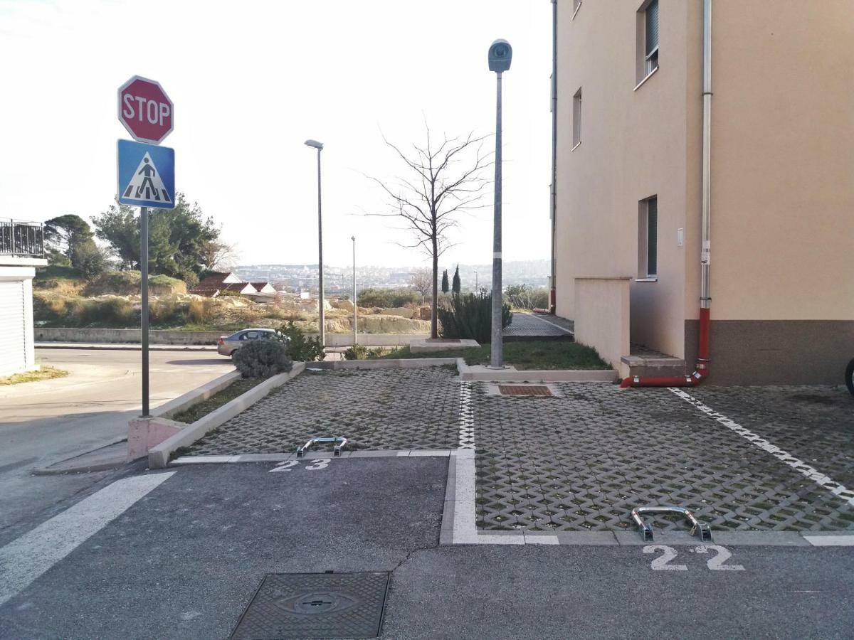 Luxury Apartment Salona Exterior photo